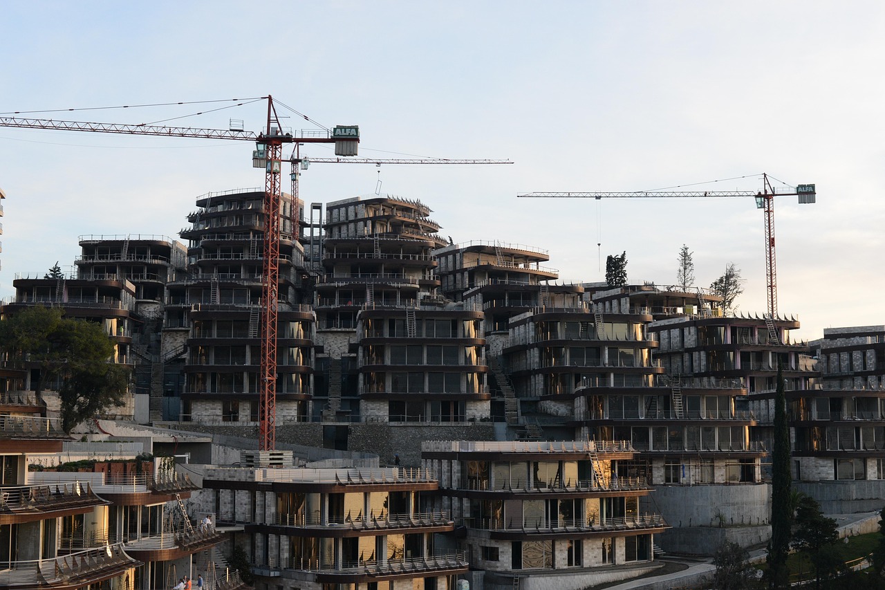 济南违建拆除名单更新，法治化城市建设步伐加快