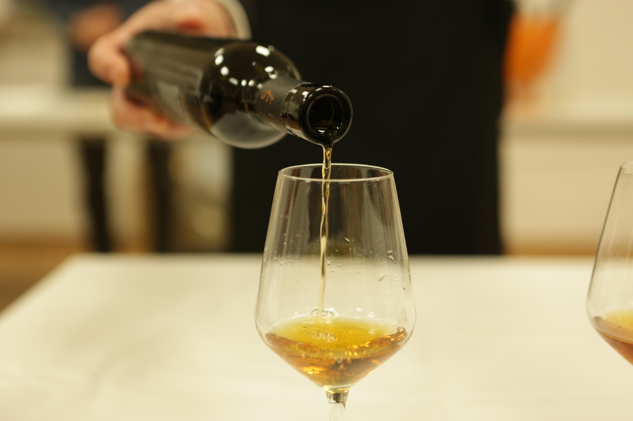 狮吼堡干红葡萄酒价格深度解读与市场分析