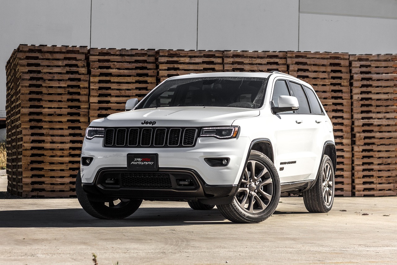 Jeep车价格深度解析，购车指南与建议